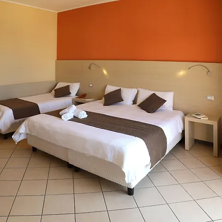 Janus Hotel