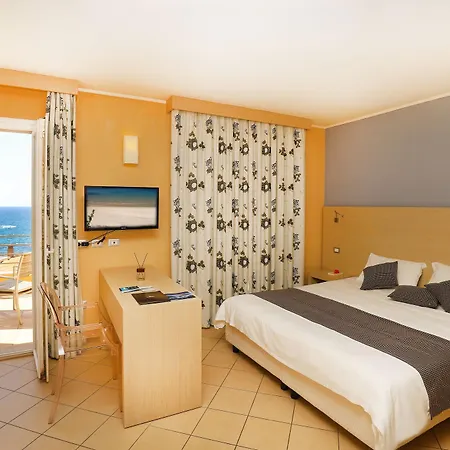 Hotel Janus