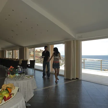 杰纳斯酒店 酒店 卡斯特尔萨多