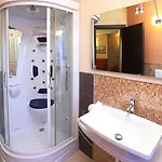 Janus Hotel